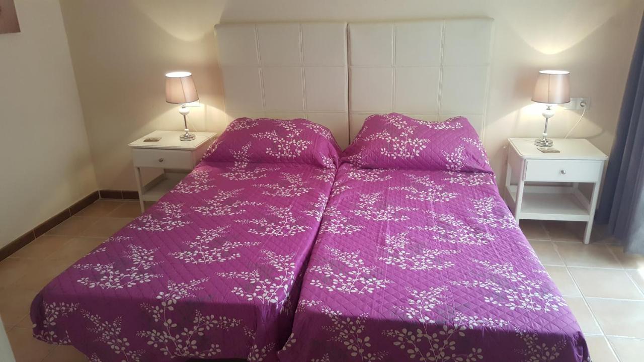 Beautiful, Spacious Villa, Heated Pool, Sleeps Eight, With Quality Furnishings Caleta De Fuste Kültér fotó
