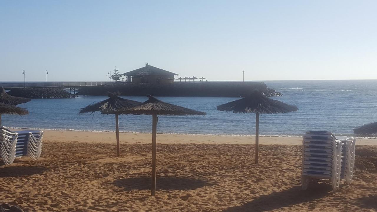 Beautiful, Spacious Villa, Heated Pool, Sleeps Eight, With Quality Furnishings Caleta De Fuste Kültér fotó