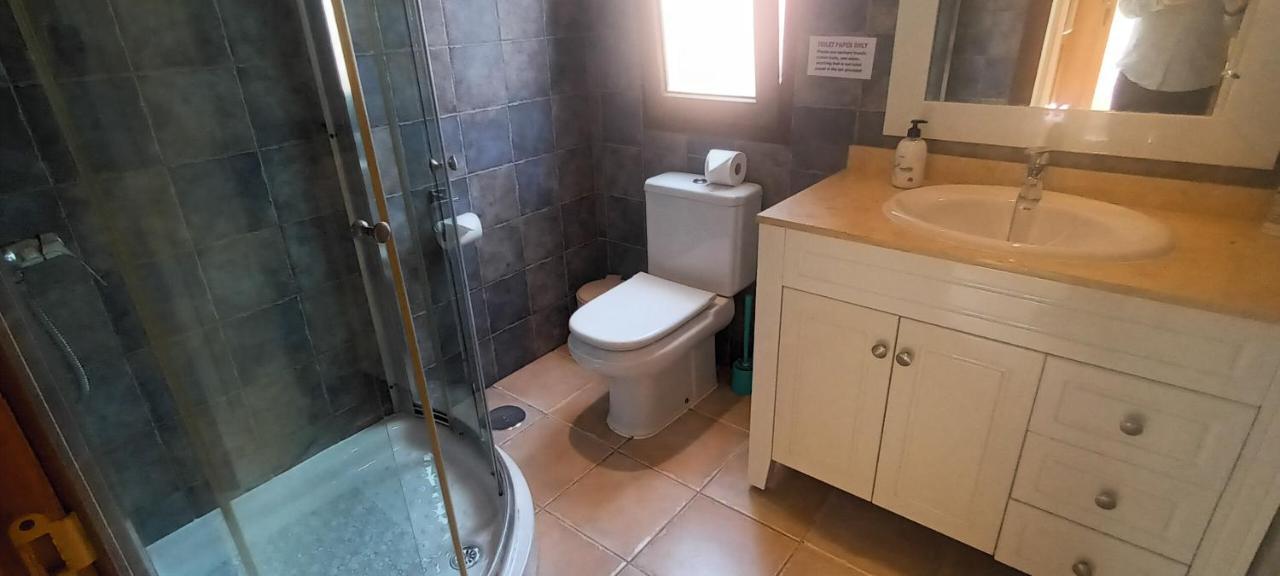Beautiful, Spacious Villa, Heated Pool, Sleeps Eight, With Quality Furnishings Caleta De Fuste Kültér fotó